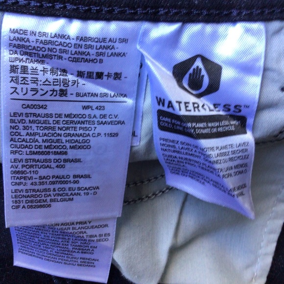 Levi’s Classic Straight Mid-Rise Size 26W - Picture 8 of 14